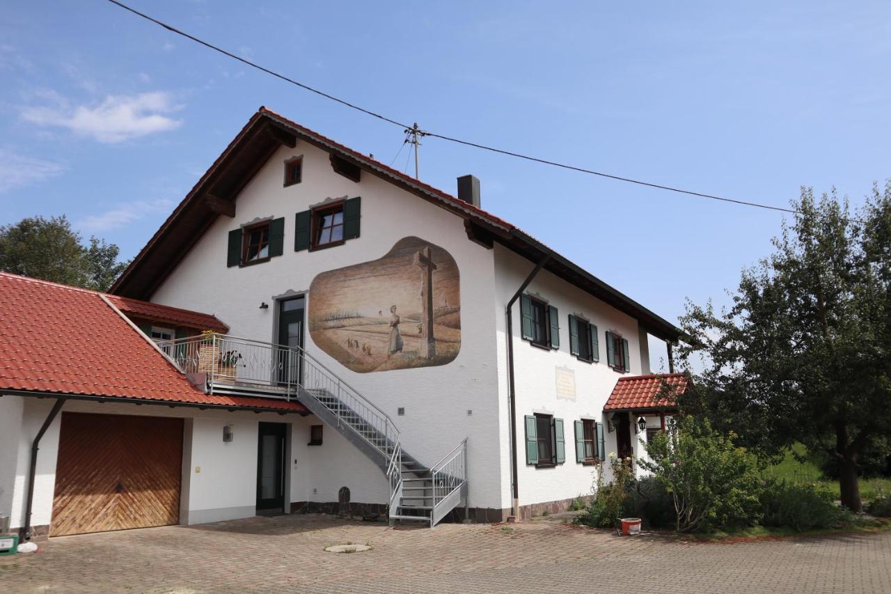 Bio-bauernhof Eisele * Scheuring